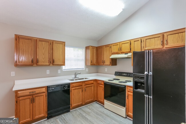 Foto del edificio - 991 Alford Ct