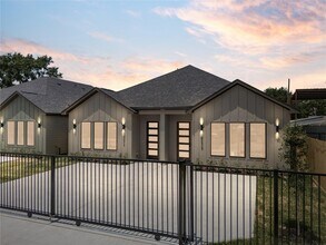 Building Photo - 6622 St Augustine St