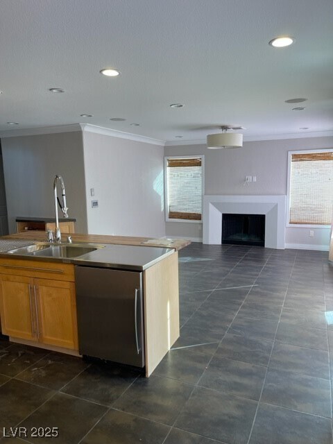 Foto del edificio - 8405 Luna Bay Ln