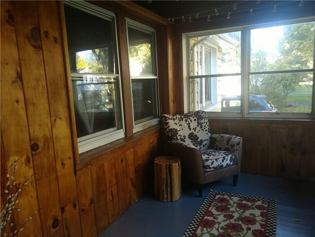 Building Photo - 301 Tarrington