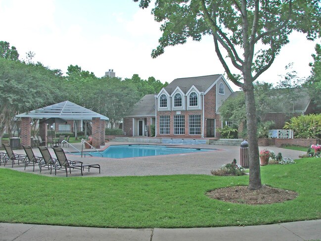 West Oaks Landing Apartments Houston, TX