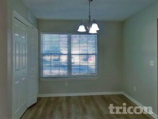 Foto del edificio - 3784 Lauren Crest Ct