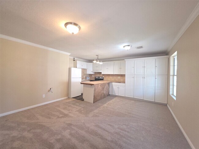 Foto del edificio - 801 Queenswood St