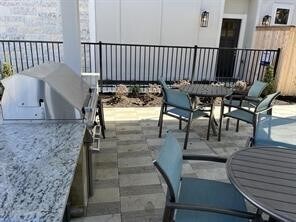 Building Photo - 1529 Parkland Oak Dr