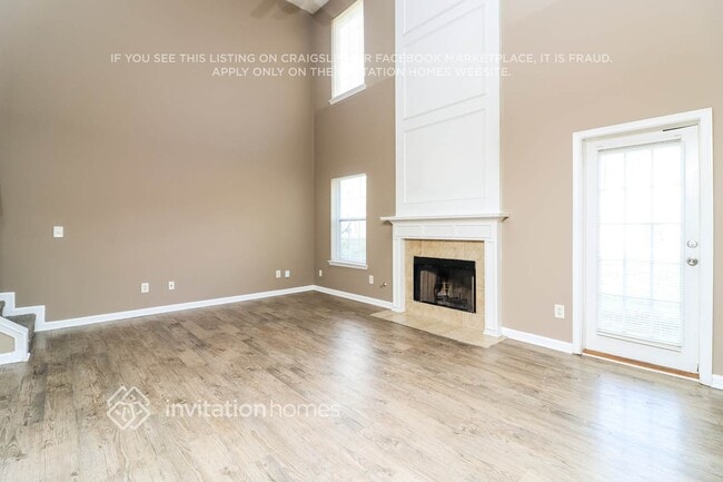 Building Photo - 8320 Somerset Way