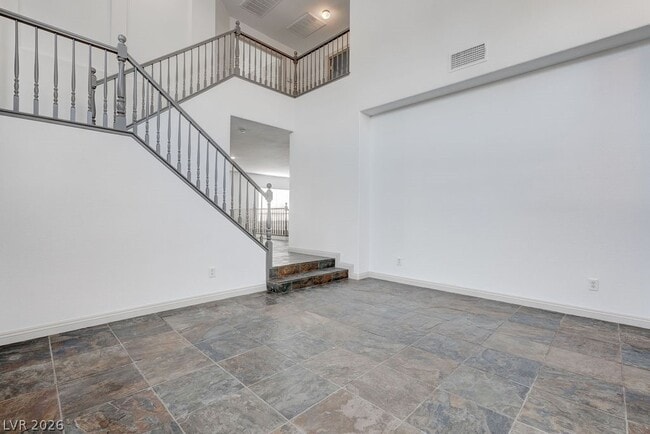 Building Photo - 9931 Rockside Ave