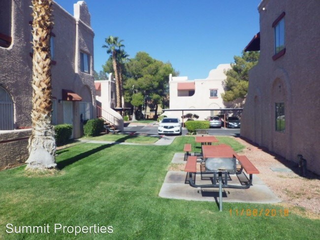 Foto del edificio - 5111 W Pioneer Ave