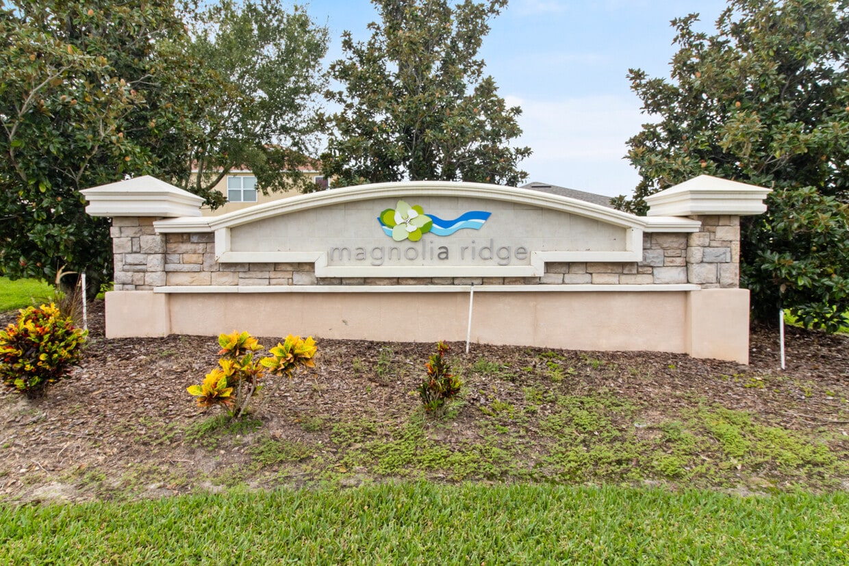 Primary Photo - 1127 Maplebrook Dr