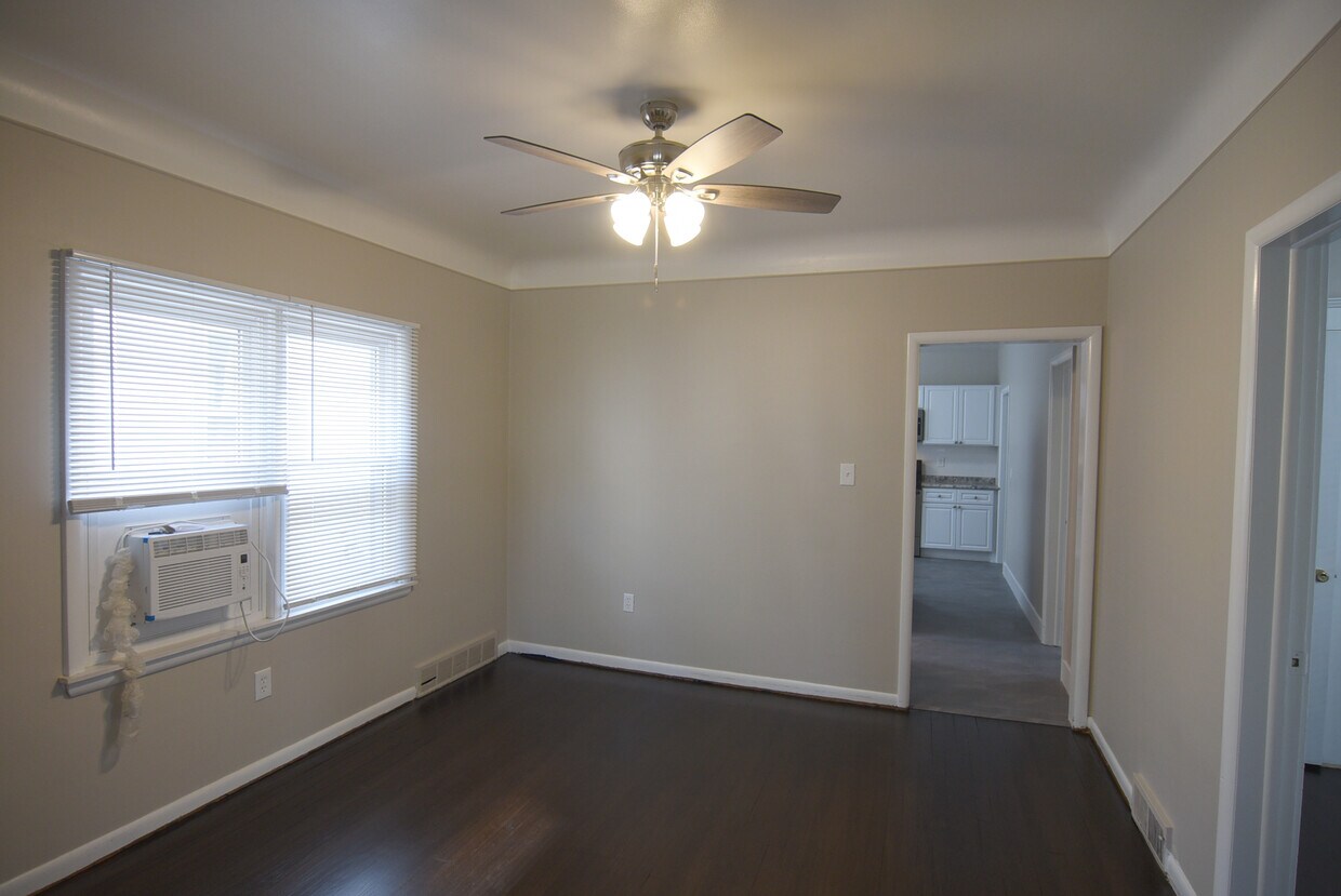 1471 Wayburn St, Grosse Pointe, MI 48230 House Rental in Grosse