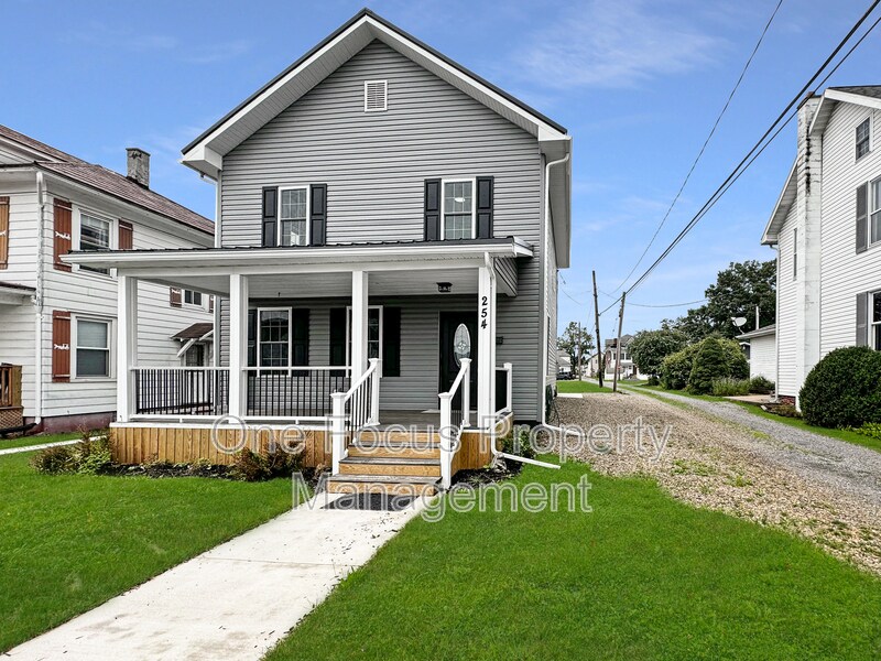 Foto principal - 254 South Second Street