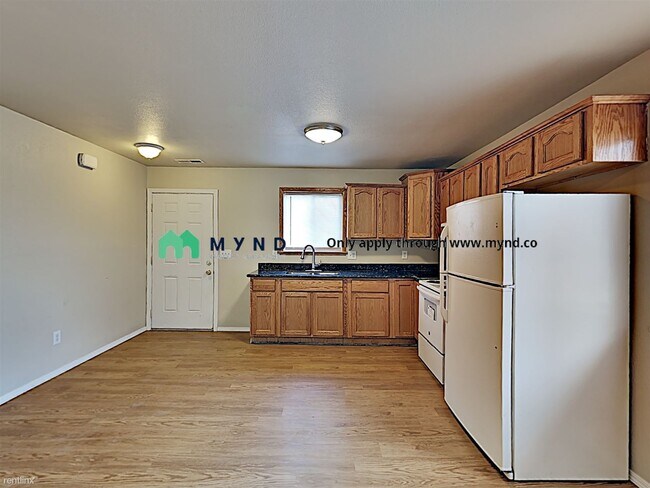 Building Photo - 3 br, 2 bath  - 1509 S 1st Ave # A