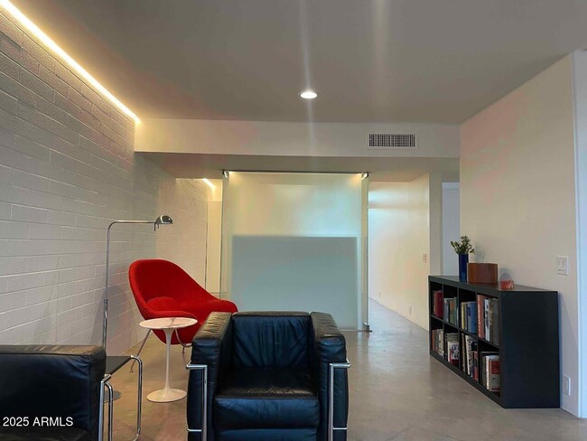 Foto del edificio - 4225 N 36th St