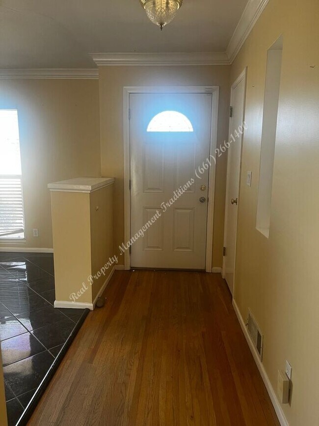Foto del edificio - Ranch Style Home on Large Lot Located in W...