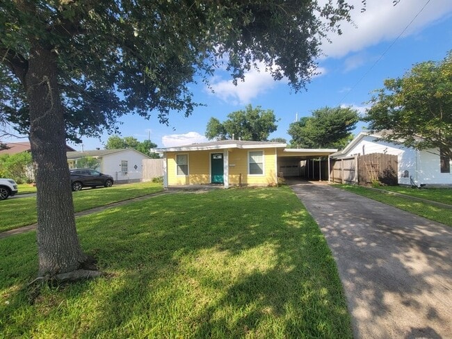 Building Photo - 1523 Campbell Ln