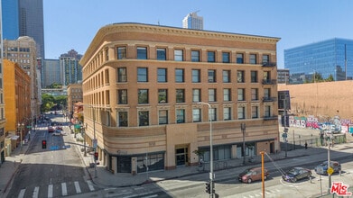 Building Photo - 257 S Spring St