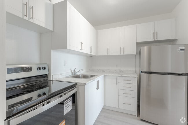 3BR, 1BA - Kitchen - Cedar-Wentworth Apartments