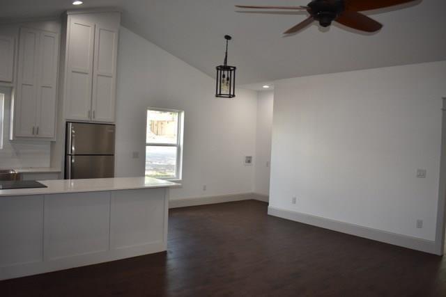 Foto del edificio - 1216 W Nelson St