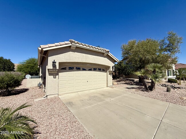 Building Photo - 4148 E Walnut Rd