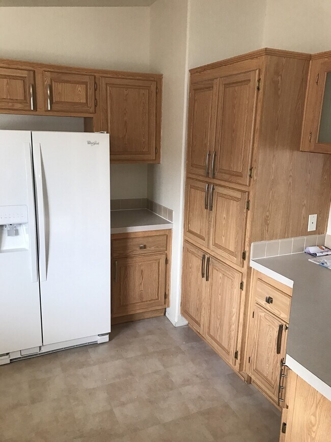 Building Photo - 2560 Wheaton Dr. -Bear Creek Area - Ranch ...