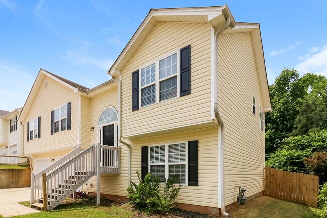 Foto del edificio - 205 Ashland Manor Dr