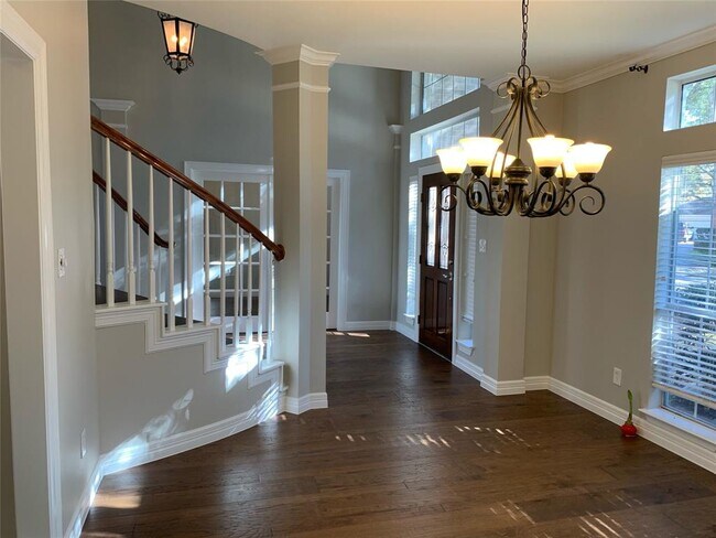 Foto del edificio - 5423 Montbury Ln