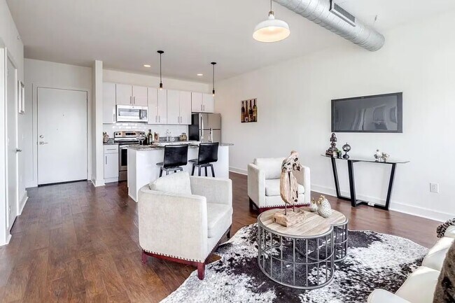 Foto del edificio - 2617 W Girard Ave