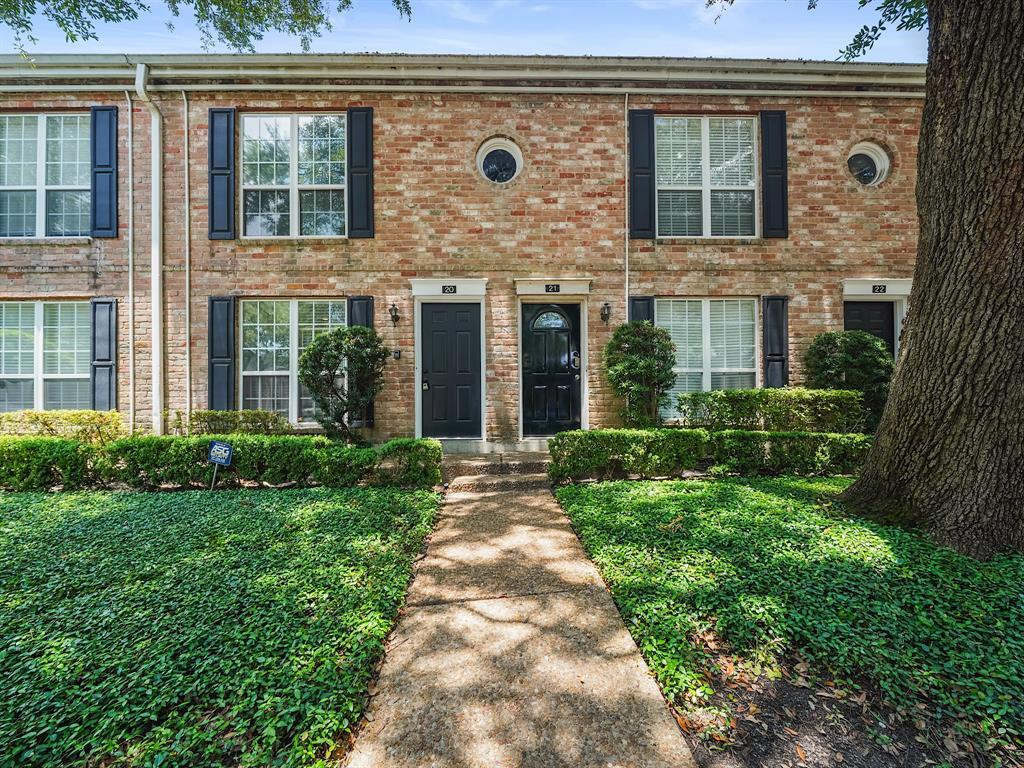 Foto principal - 6402 Del Monte Dr