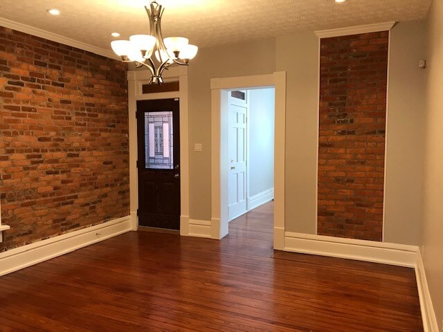 Dining ROom - 366 Jackson St