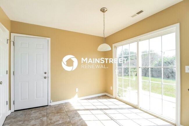 Building Photo - 3 Bedroom Pet-Friendly Home in Winston-Sal...