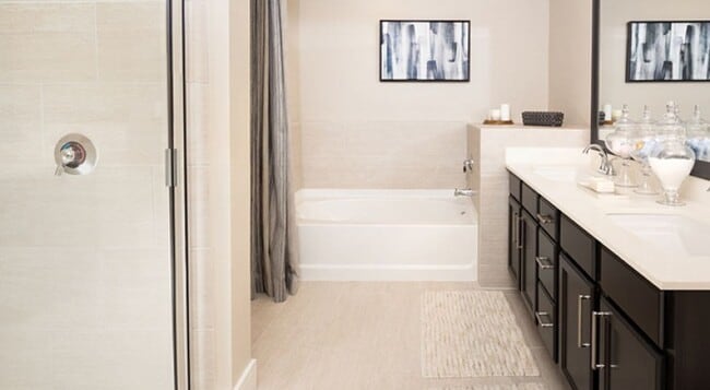 Building Photo - 3 Waterway Square Pl