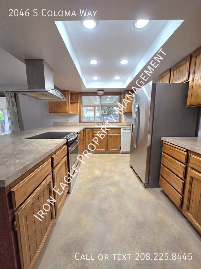 Foto del edificio - 2046 S Coloma Wy