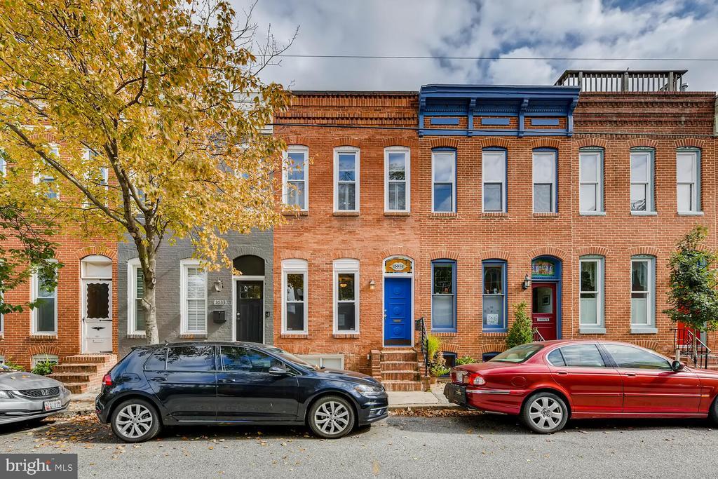 Primary Photo - 1035 Riverside Ave