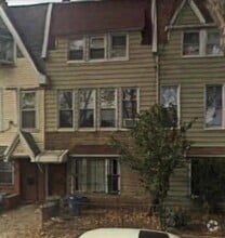 Building Photo - 37-28 68th St