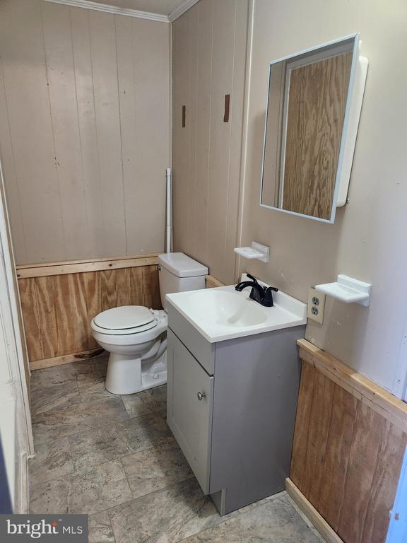 Foto del edificio - 9751 Winchester Ave