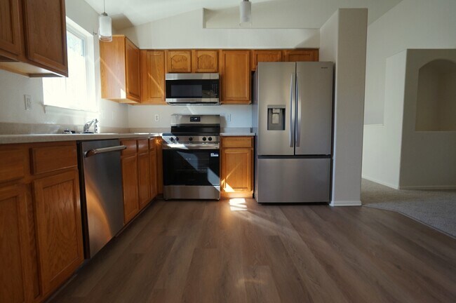 Building Photo - 11403 Ironton St