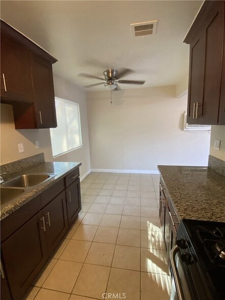Building Photo - 4505 Canoga St