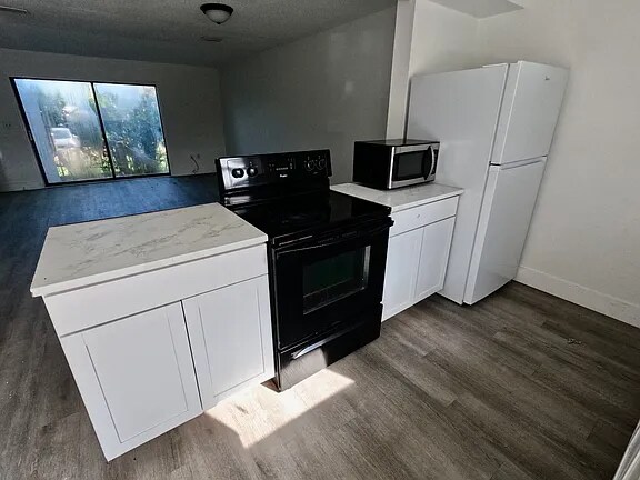 Foto del edificio - 4641 Socastee Blvd