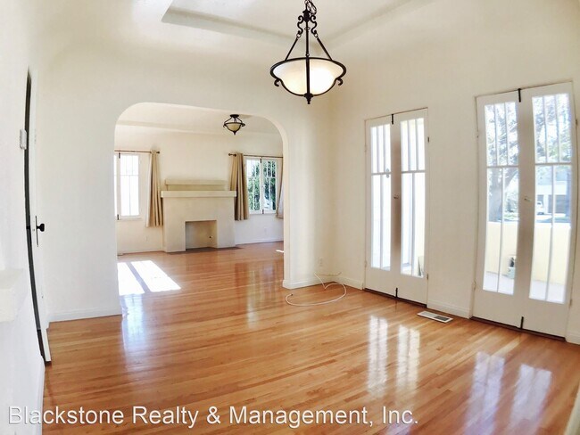 Foto del edificio - 2 br, 2 bath House - 1340 Western Ave