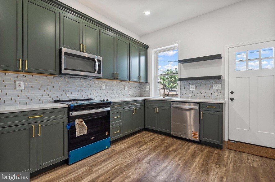 Foto principal - 1715 N Broadway