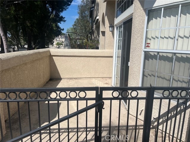 Building Photo - 2300 Maple Ave