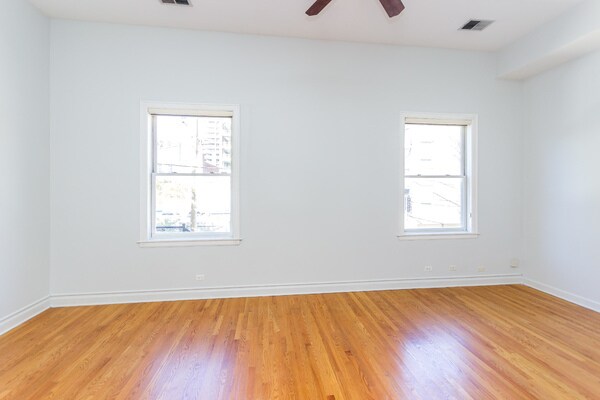 Building Photo - 1116 W Madison St