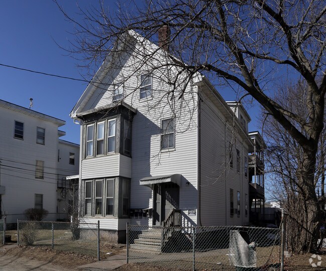 10 Central Sq, Brockton, MA 02301 Apartments Brockton, MA