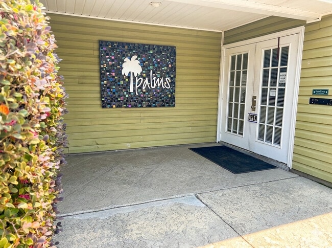 Building Photo - The Palms