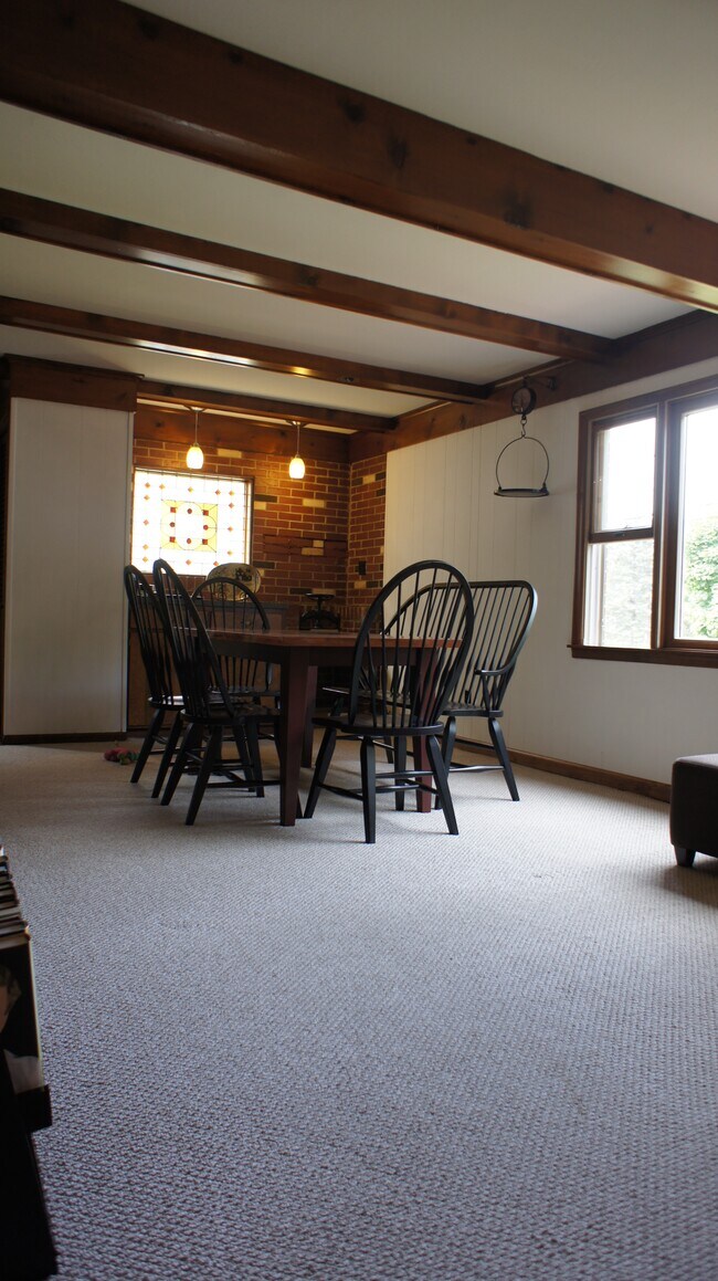 Family Room - 94 Fenway Rd