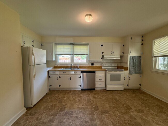 Foto del edificio - 3 Bedroom / 1.5 Bath Brick Home Kingsport TN