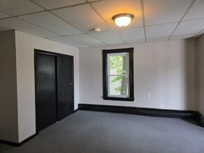 Building Photo - 22 Knowlton St