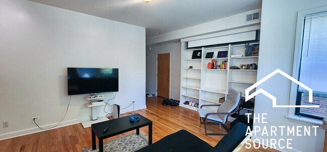 Foto del edificio - 832 Seward St