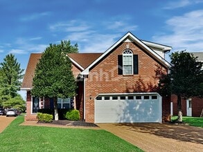 Building Photo - 2418 Taylor Close