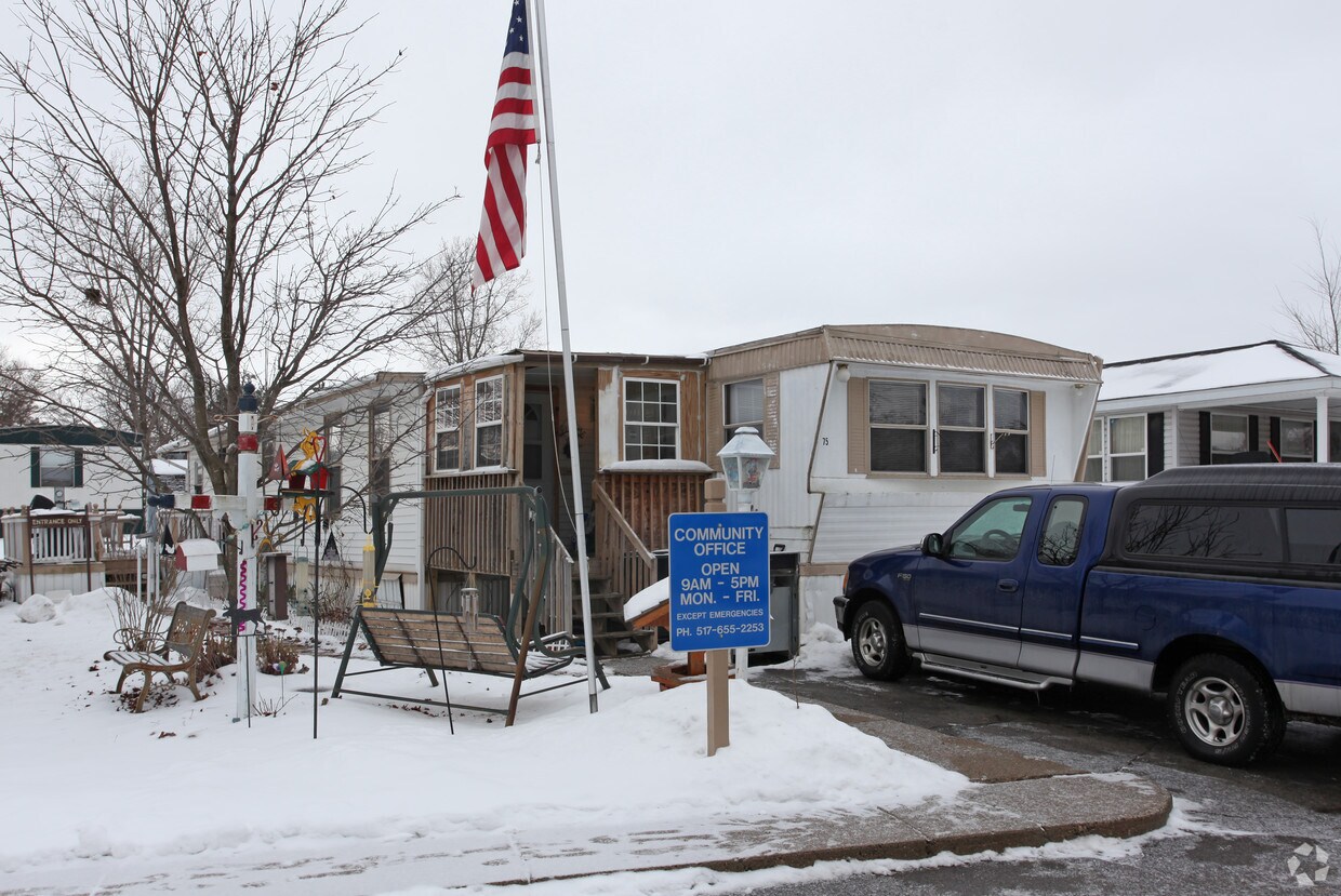 Primary Photo - Village Square MHP