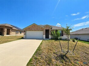 Building Photo - 4906 Brody Dr